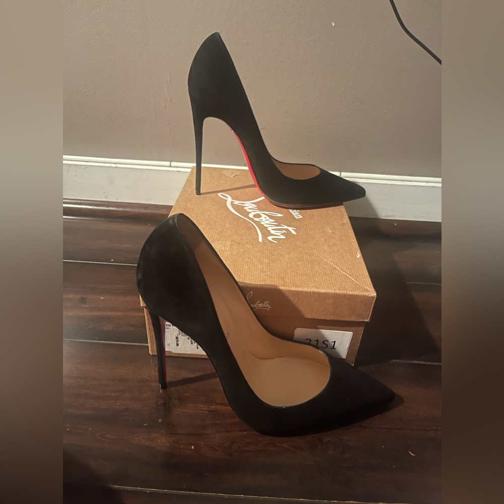 Christian Louboutin So Kate Black Velour
